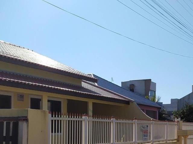 #3 - Casa para Venda em Itapoá - SC - 2