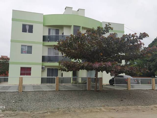 #83 - Apartamento para Venda em Itapoá - SC - 2