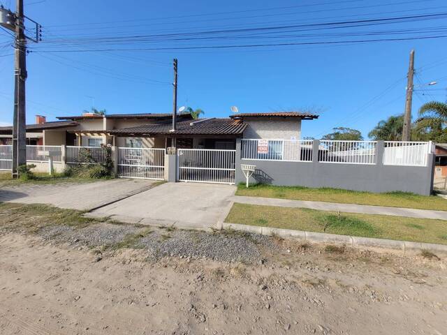 Casa para Venda em Itapoá - 4